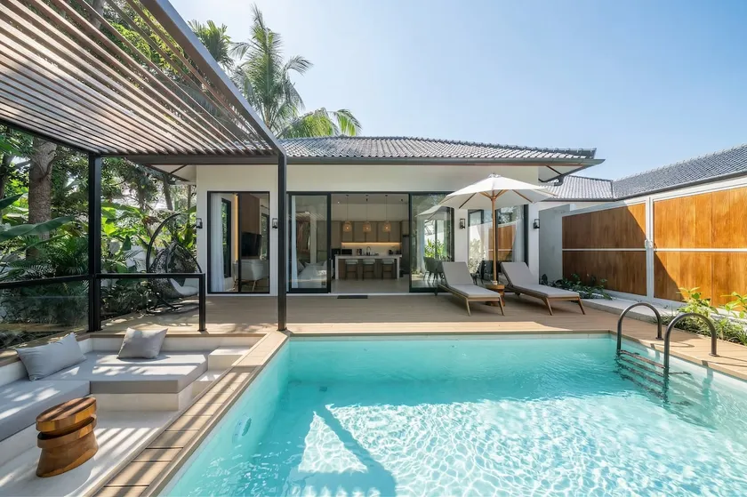 Ubud 2BR with pool! Coffee shops and nature nearby - Image 1