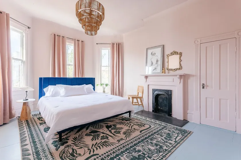 Savannah Stay w/ Style | 3BR, Walk to Everything - Image 1