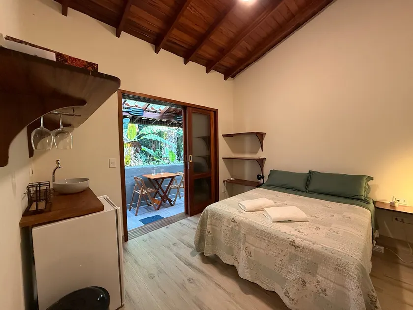 ”Luna” Suite with air conditioning in Picinguaba - Image 1
