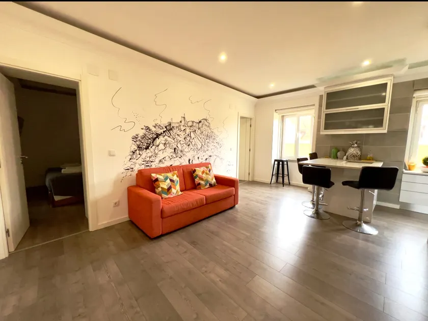 Sintra Design Apartment - Image 1