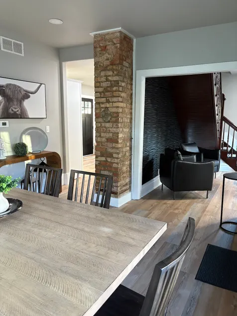 Phenomenal Stunning Downtown Home Salina - Image 1