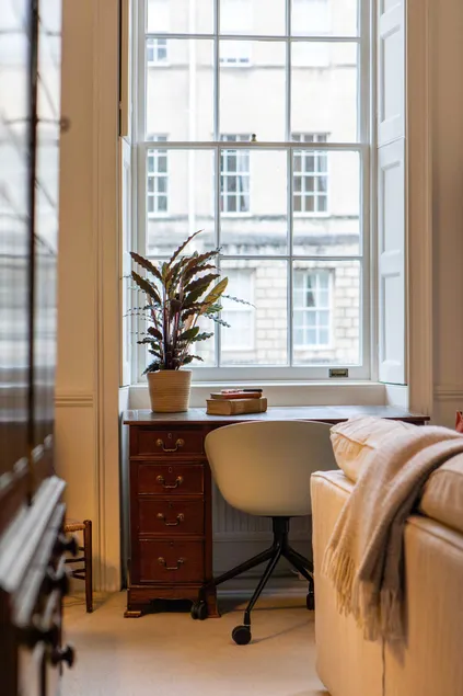 Pultney Delight - Balcony Retreat - Image 1