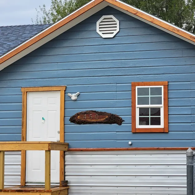 The New Comfy Blue Cottage - Image 1
