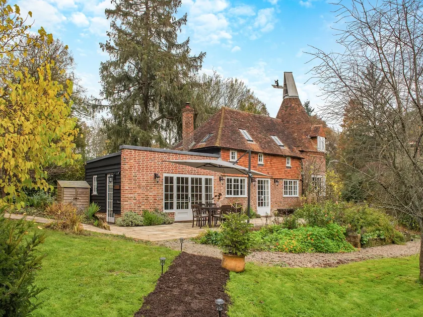 Mousehall Oast - Image 1