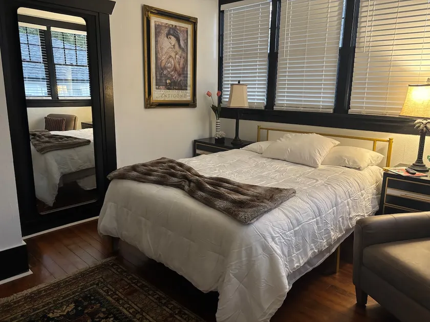 Private Bedroom & Bath in historic 1925 home - Image 1