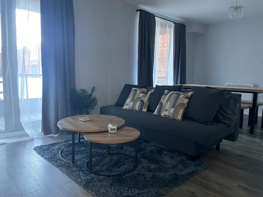 Stylish Retreat - Sleeps 6 Terrace-2Bedroom-PetsOK - Image 1