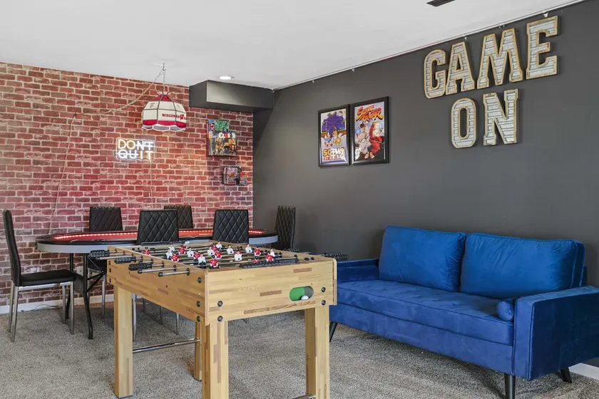 Hot Tub - King Suite - Game Room - Large Groups - Image 1