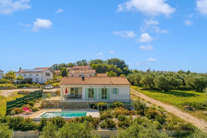 Villa Olivia Pool & Sauna near Portorož - Image 1