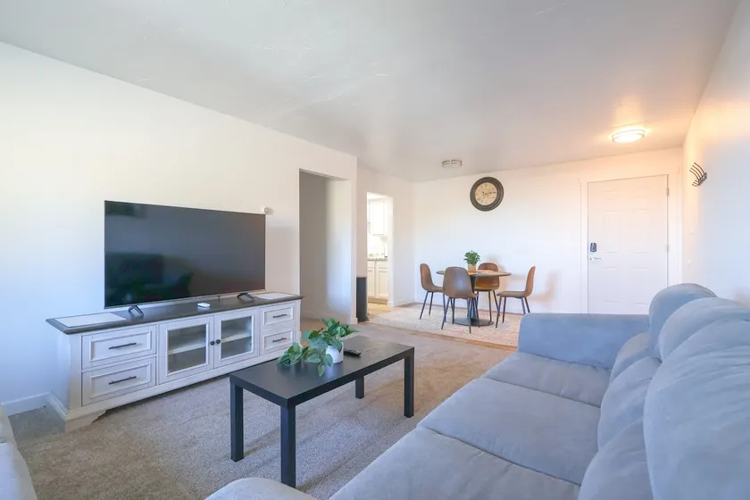 Spacious and comfortable 2/1 APT in Casper - Image 1