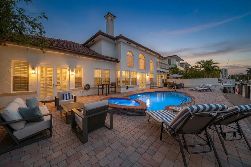 944 Large Home in Tropic Isles | by Brampton Park - Image 1