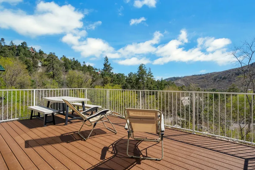 Rose Canyon Lake Cabin at Mt. Lemmon Hotel - Image 1