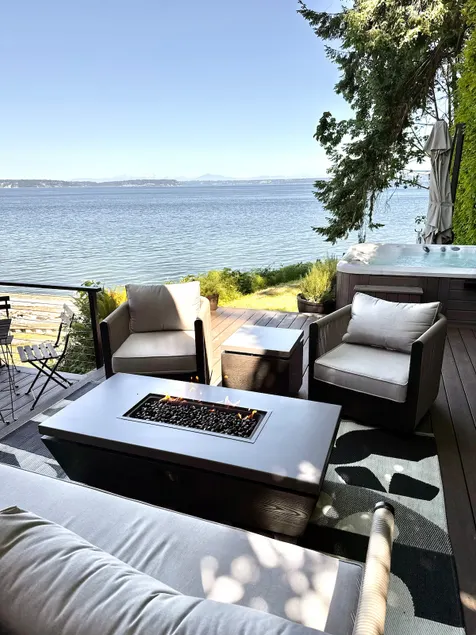 Beachfront | Hot Tub | 3 Kings | Seattle Views - Image 1