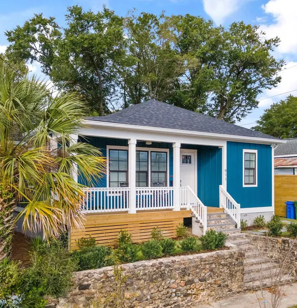 New! Renovated Cottage~Near Riverfront+Soda Pop - Image 1