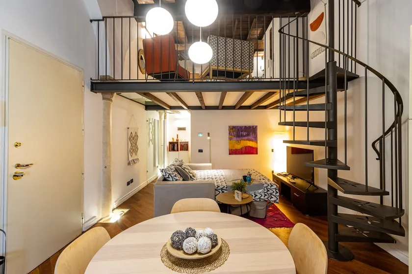 Loft w mezzanine, Duomo 5 min - Image 1