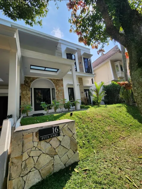 Kota Baru Parahyangan Mansion (290m2) - Image 1