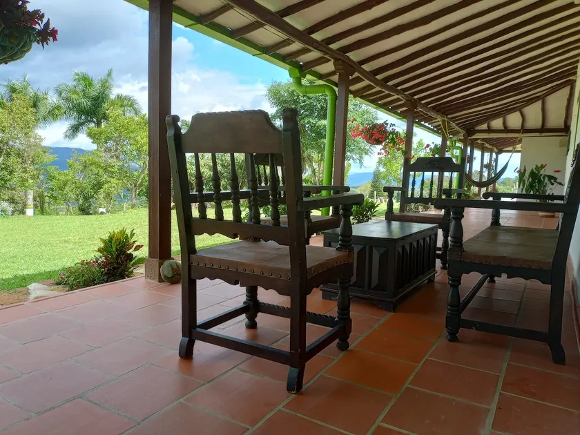 House close to tourist sites, Santander Larg Est - Image 1