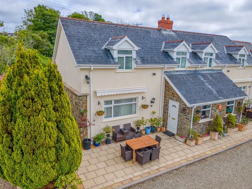 Clayford Cottage - Image 1