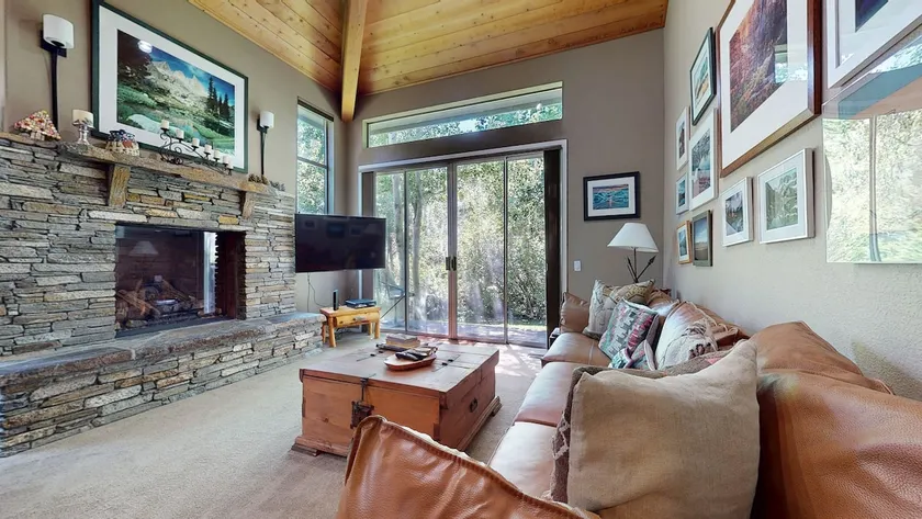Snowcreek IV 549 - Image 1