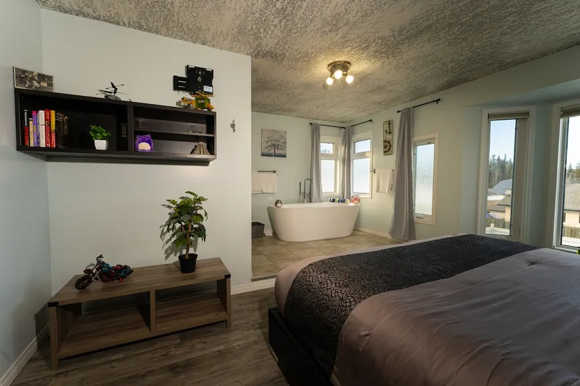 A beautiful 2 bedroom private home - Image 1