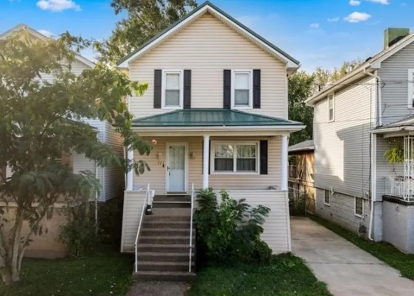The Bonds House! - Image 1