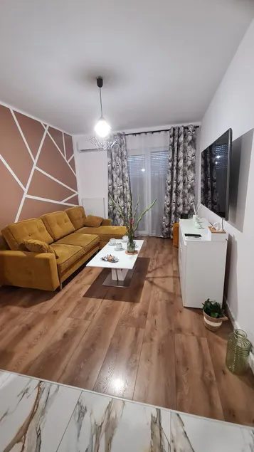Top Apartament II - Image 1