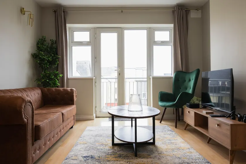 Stay by the Sea Salthill - Entire Apartment - Image 1