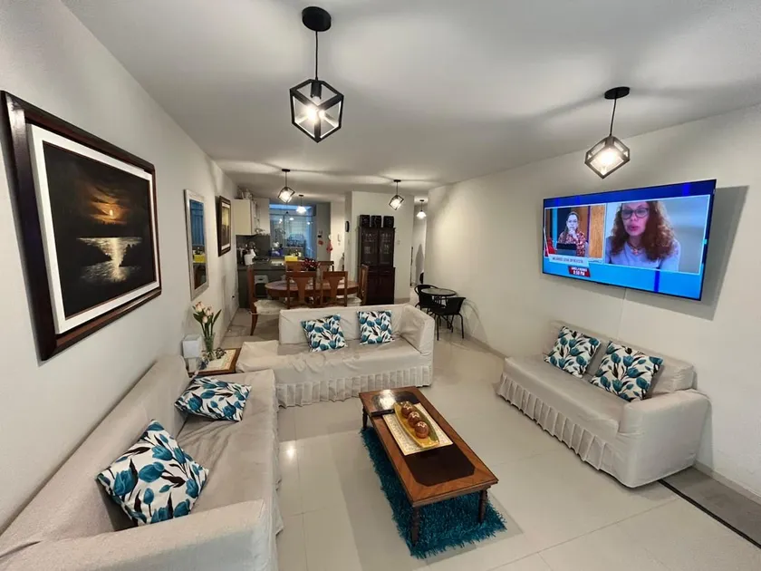 Beautiful oceanfront apartment in Pimentel - Image 1