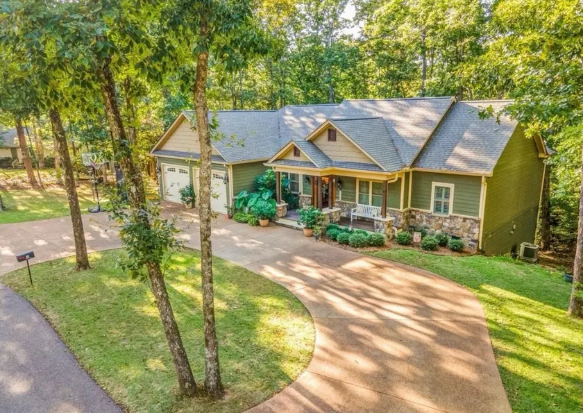 Walk to Pickwick Lake & Neighborhood Boat Ramp - Image 1