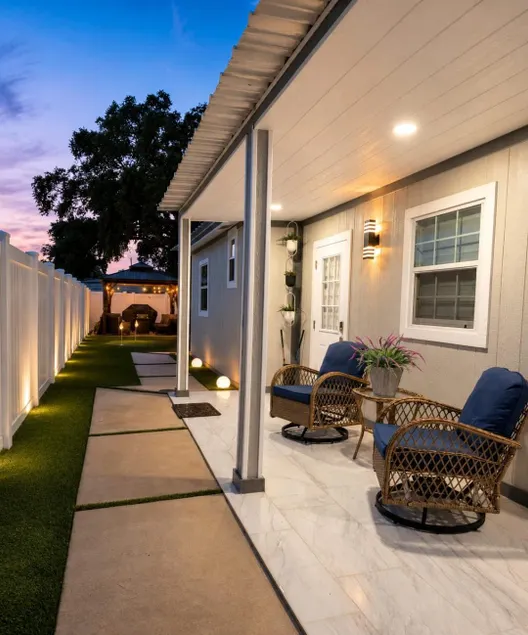 Stylish Modern Home with Spacious Outdoor Oasis - Image 1