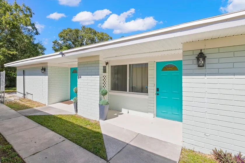 Cozy retreat Safety Harbor Downtown Bungalow - Image 1