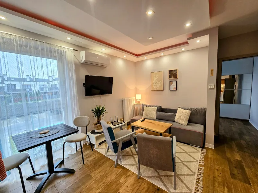 One Bedroom + Parking and washer - Image 1