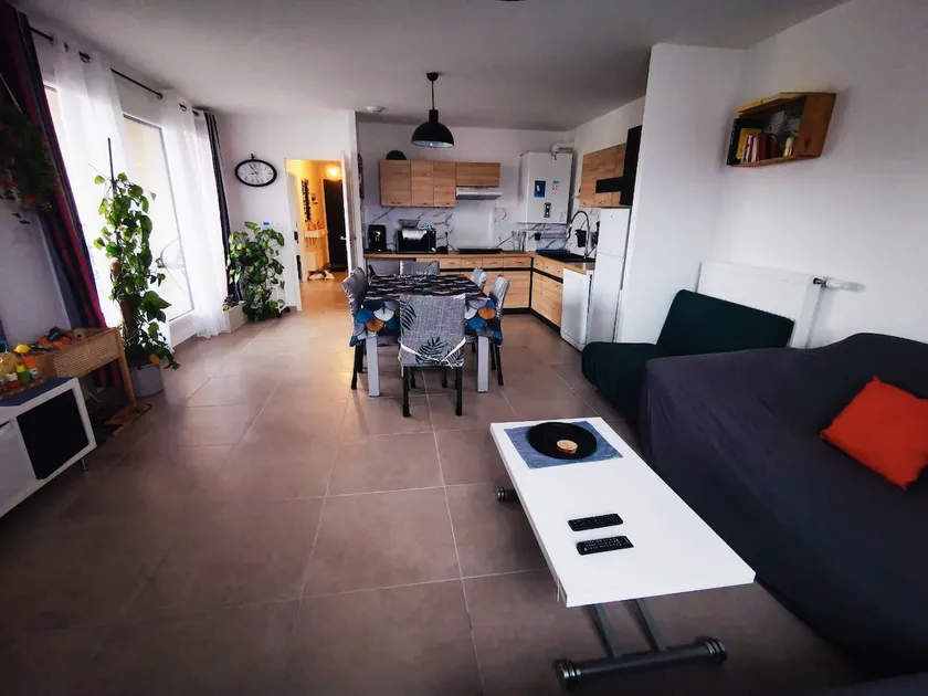 Ideal apartment for pro or family 10 people parking - Image 1