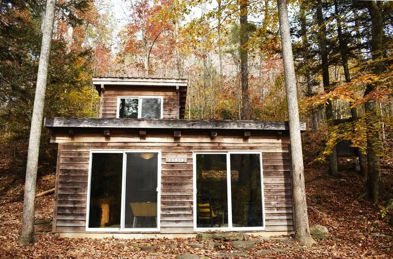 Peregrine Cabin -Off the Grid- in the woods - Image 1