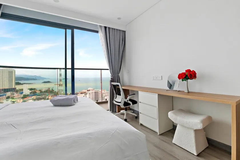 2 Bedrooms 77m Sea View,with Swimming Pool - Image 1