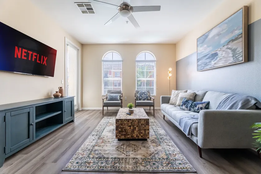 Charming Home-3Mi to Disney-Free Parking + Pool - Image 1
