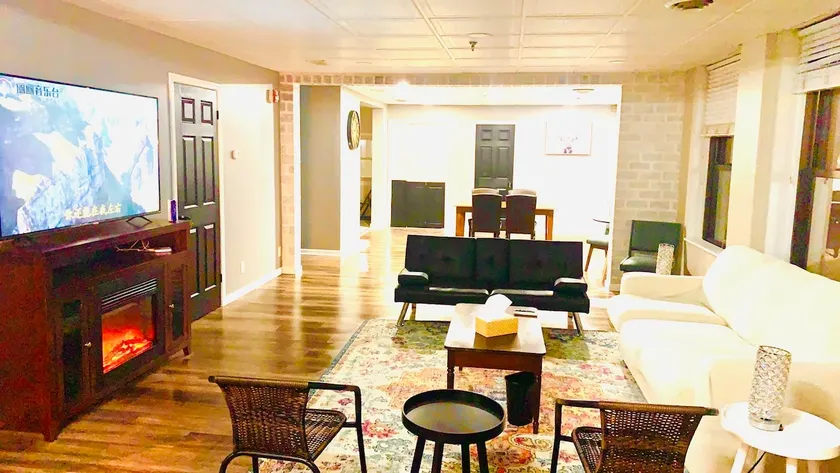 Downtown Retreat in Heart ofErie-2A - Image 1