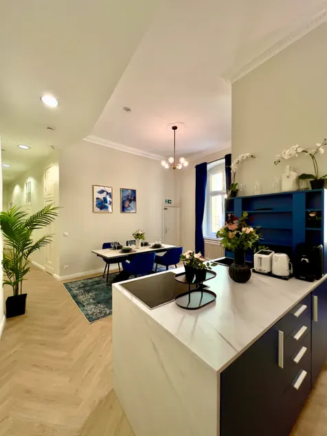 Elegant Apt Ku'damm | 3-Rooms • 90m² •Top-Location - Image 1
