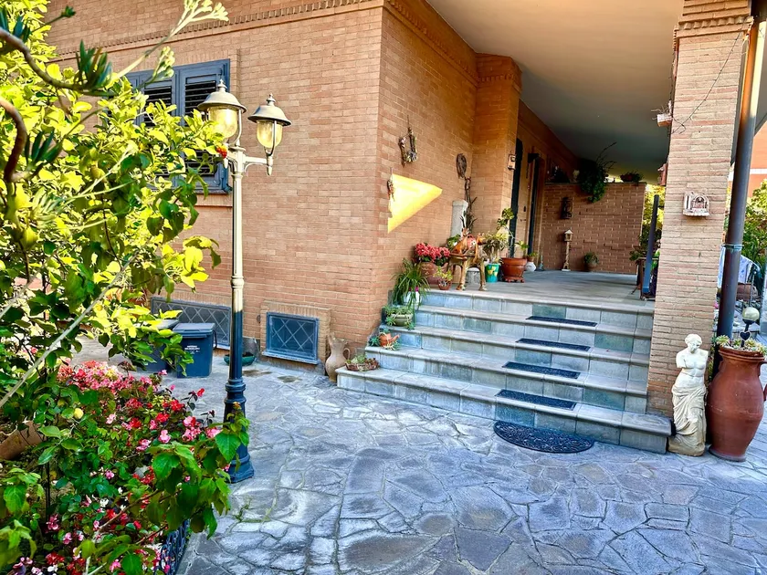 Independent apartment - Image 1