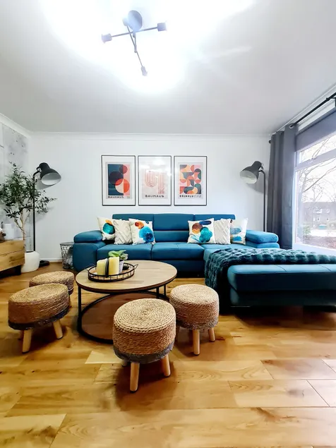 Bright 3BR walking distance to town - FREE parking - Image 1