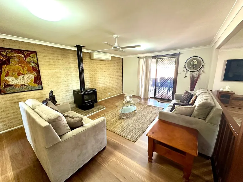 Bignell Family Home-Stay - Image 1