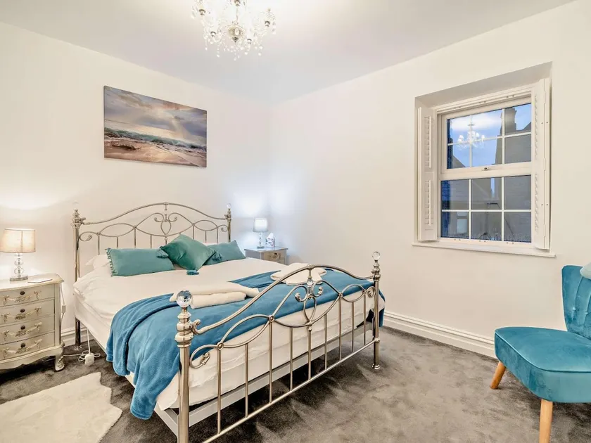 2 Bed in Morecambe oc-93719 - Image 1