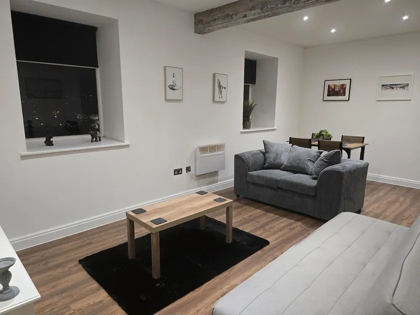 Canalside Period Conversion - Image 1