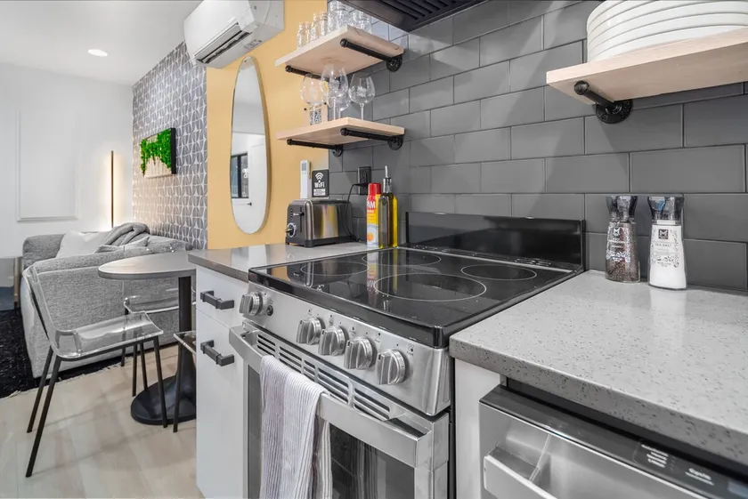 Cozy Cargo- A tiny home with big vibes - Image 1