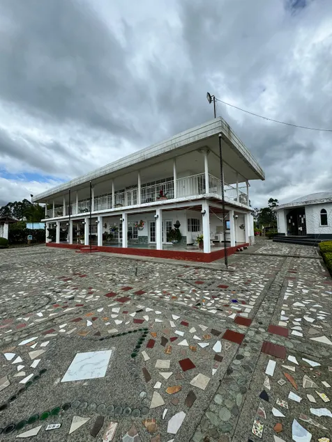 Spectacular Finca El Tesoro. - Image 1