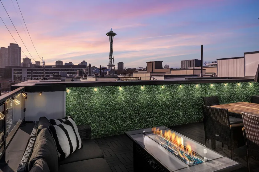 Rooftop Space Needle Views | Walkable with Parking - Image 1