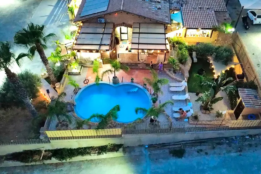 [Garden Pool Relax] Wi-Fi&SelfCheck-In - Image 1