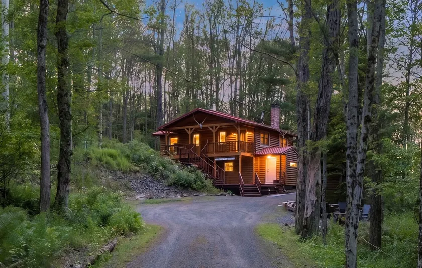 Little Timber Lodge: 3BD Mountain Wellness Retreat - Image 1