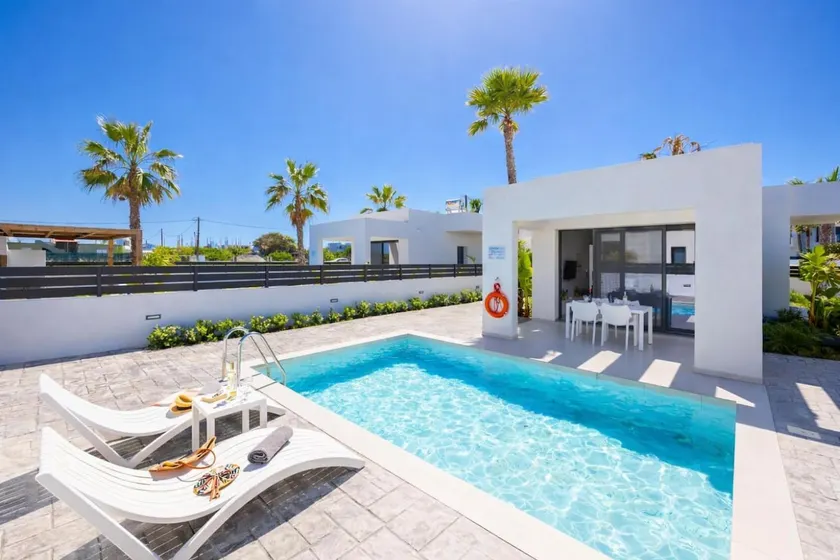 Villa Salty Sun 1 - Image 1