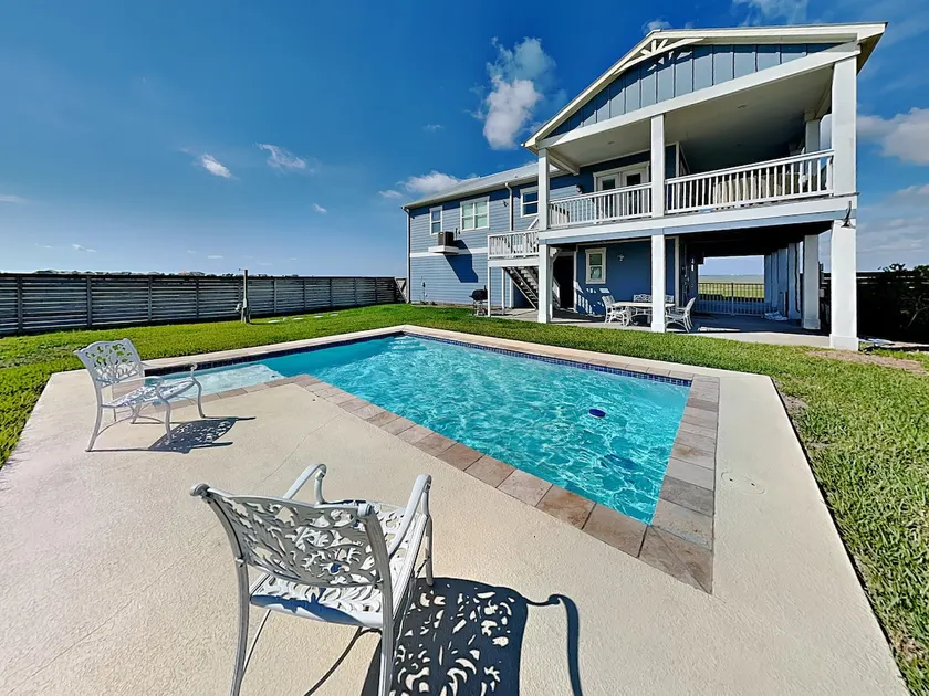 Salty Sunrise | Bayfront Views + Private Pool - Image 1