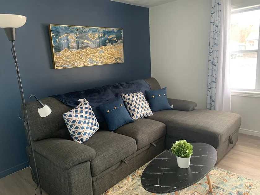 furnished 2 bedrooms house near Hospital - Image 1
